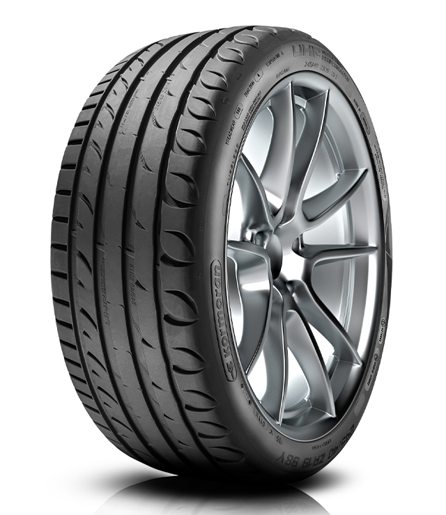 235/55 R18 100V UHP 